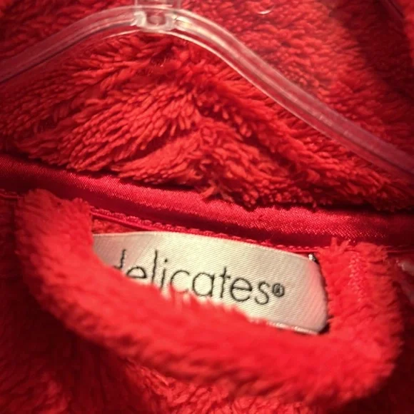 Delicates Plush Robe - Picture 5 of 5
